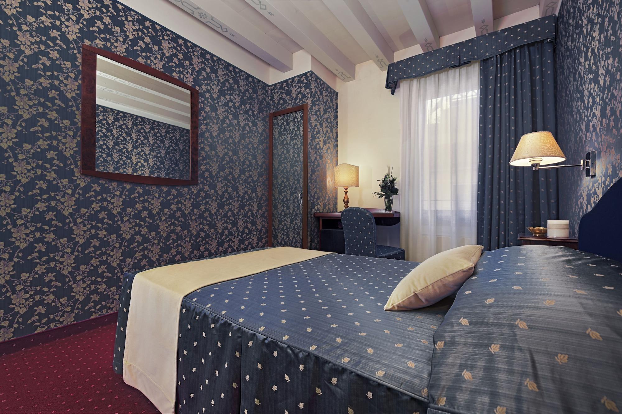 Ca' Del Campo Hotel Venice Exterior photo